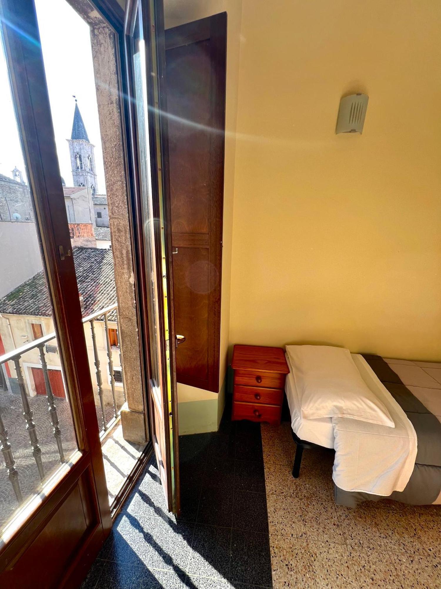 Regina D'Aragona Casa Vacanze Sulmona Buitenkant foto