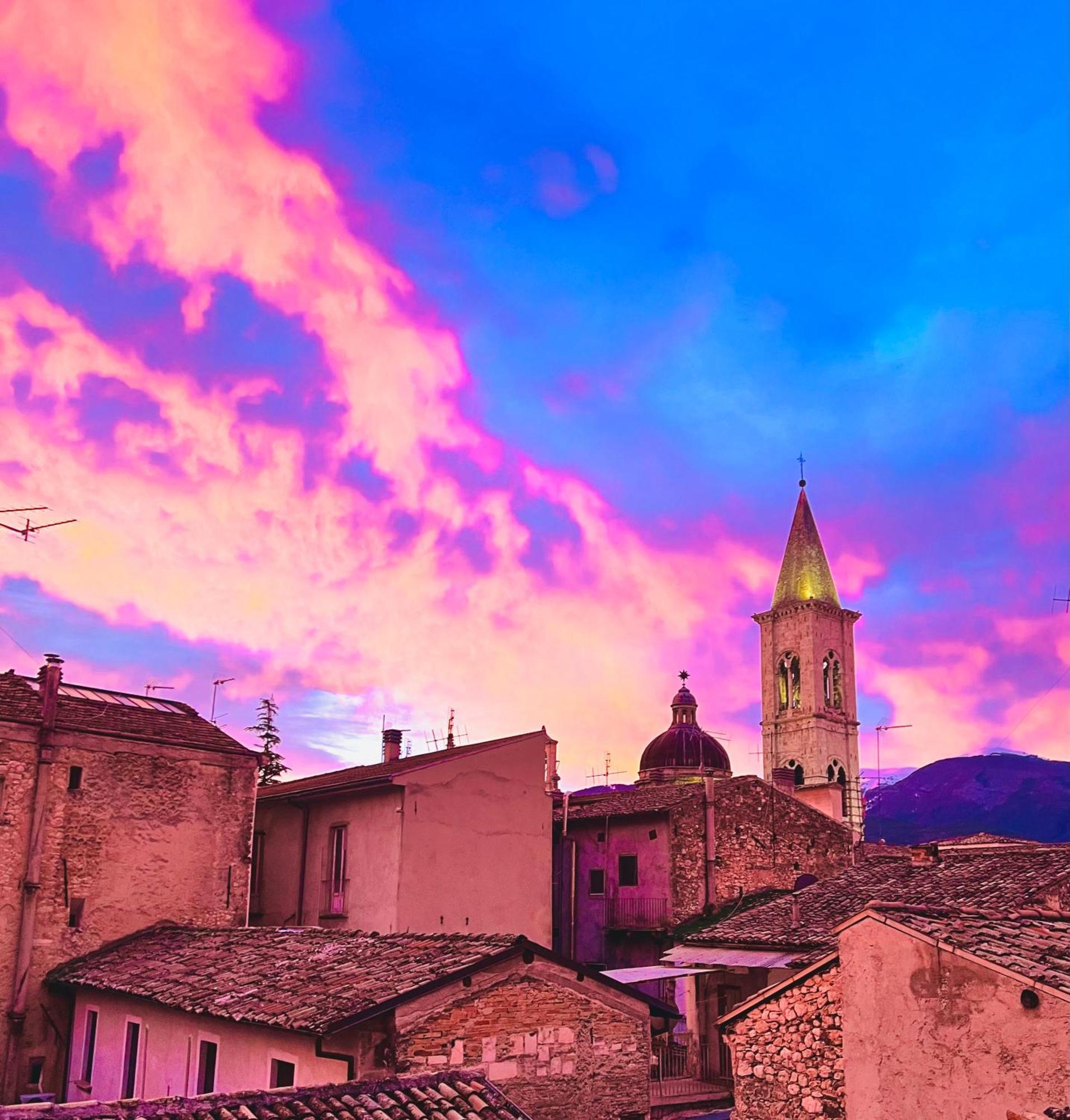 Regina D'Aragona Casa Vacanze Sulmona Buitenkant foto